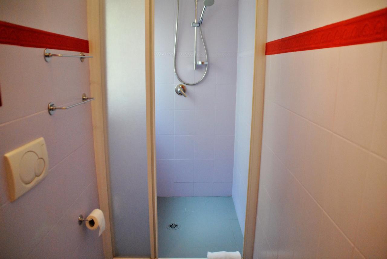 Firenze Rentals Suite Servi ภายนอก รูปภาพ