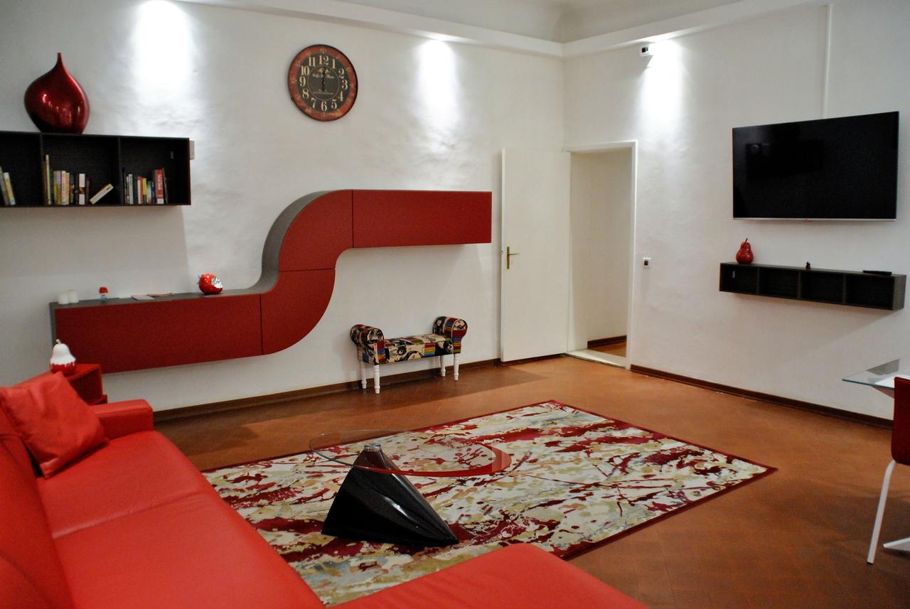 Firenze Rentals Suite Servi ภายนอก รูปภาพ