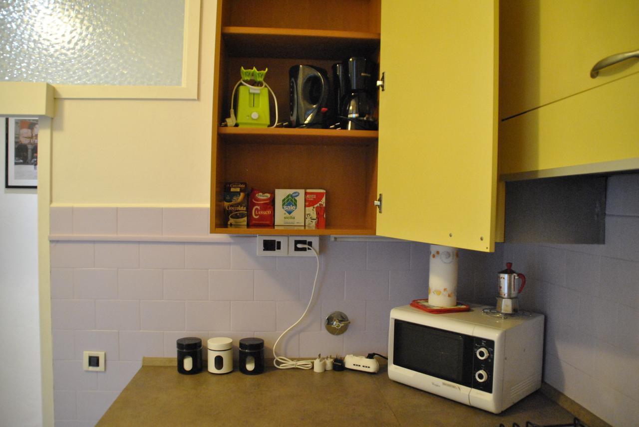Firenze Rentals Suite Servi ภายนอก รูปภาพ